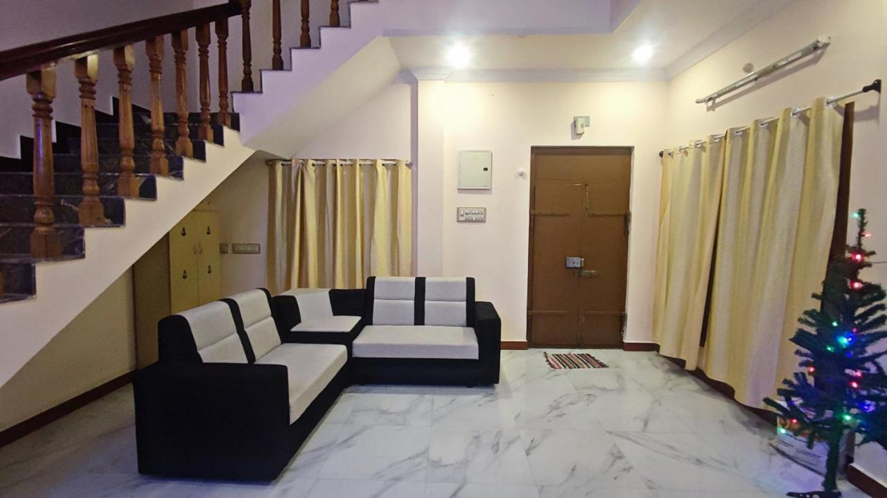 Le Cadillac Bungalow Пондичерри Экстерьер фото