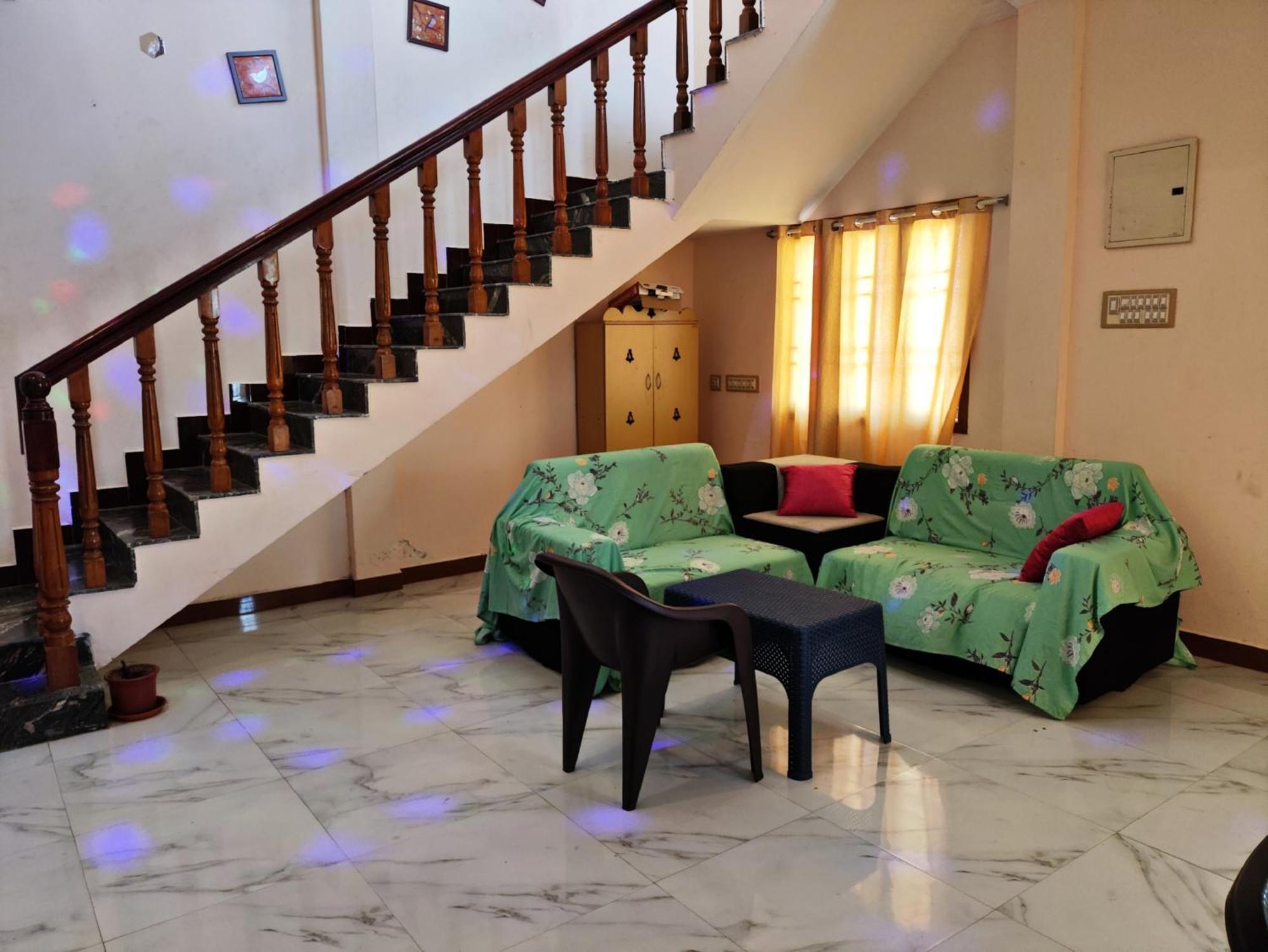 Le Cadillac Bungalow Пондичерри Экстерьер фото